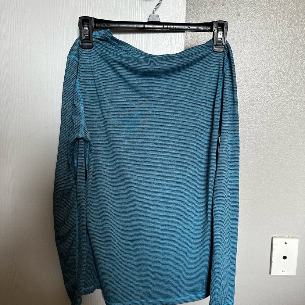 Athletic Works Teal Long Sleeve Top